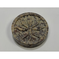 Round Stone Hemp Leaf Pipe 